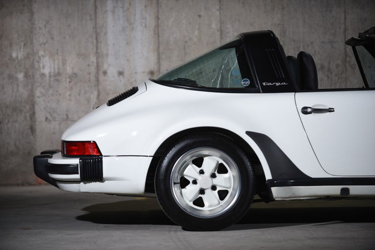 Porsche 911 Carrera 3.2 WTL