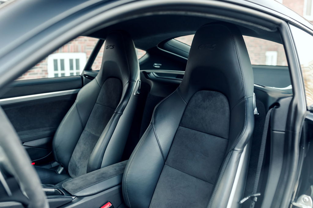 Porsche 981 Cayman GTS