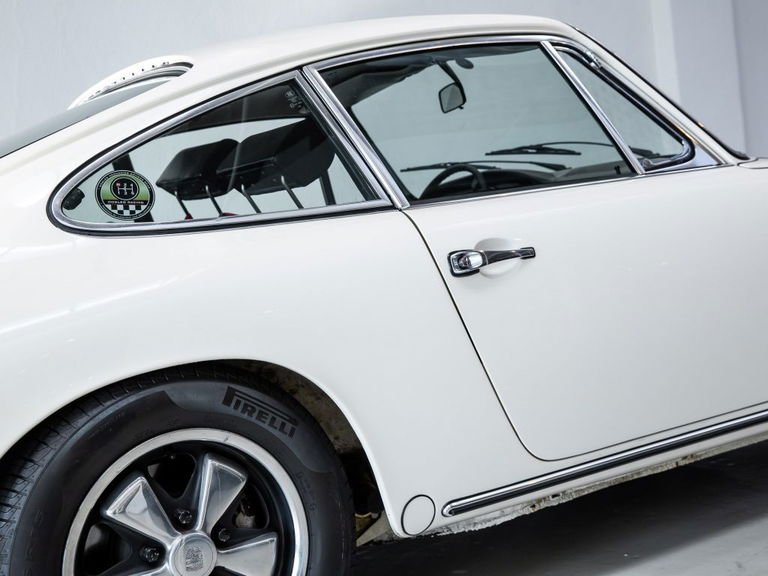 Porsche 911 T