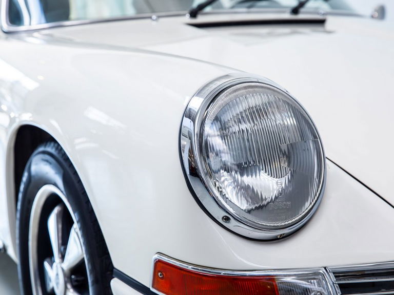 Porsche 911 T