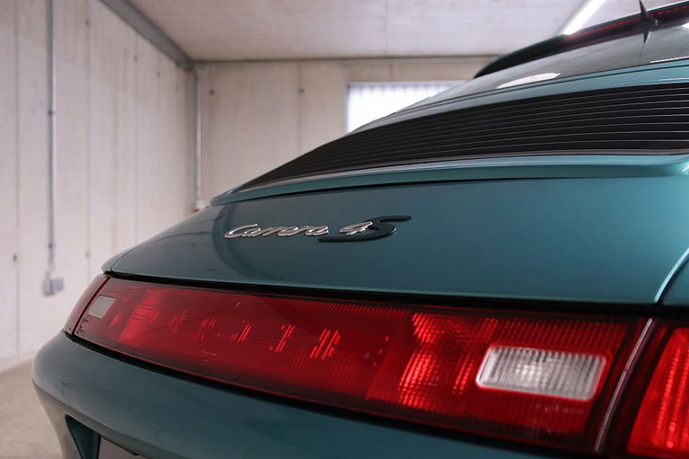 Porsche 993 Carrera 4S