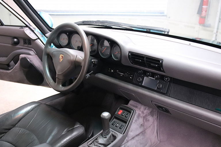 Porsche 993 Carrera 4S
