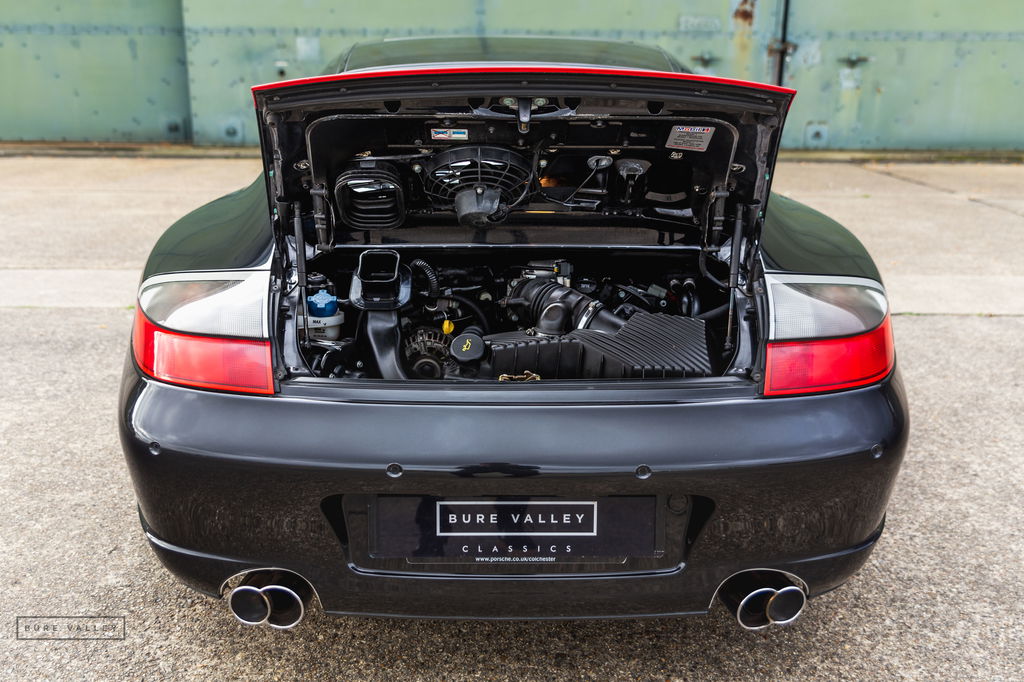Porsche 996 Carrera 4S
