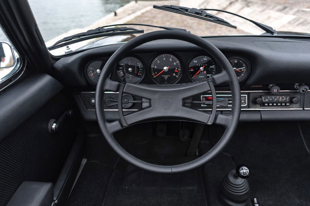 Porsche 911 S (F-Modell)