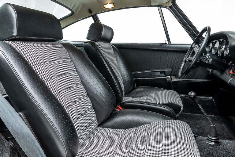 Porsche 911 S (F-Modell)