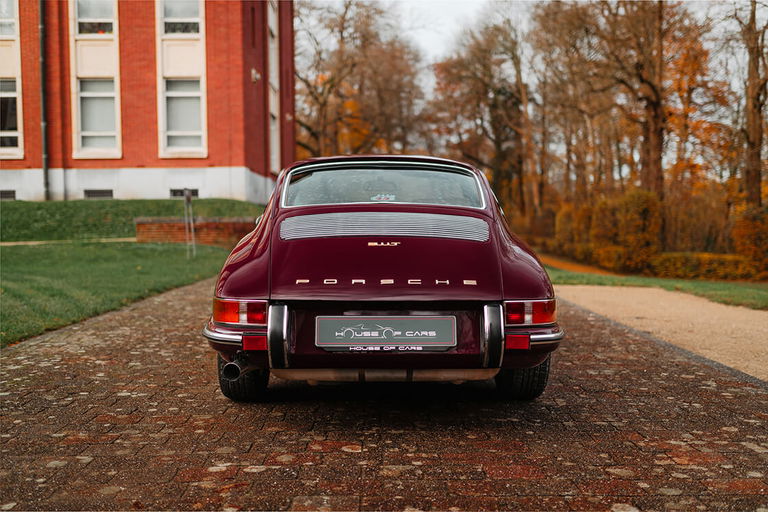Porsche 911 T