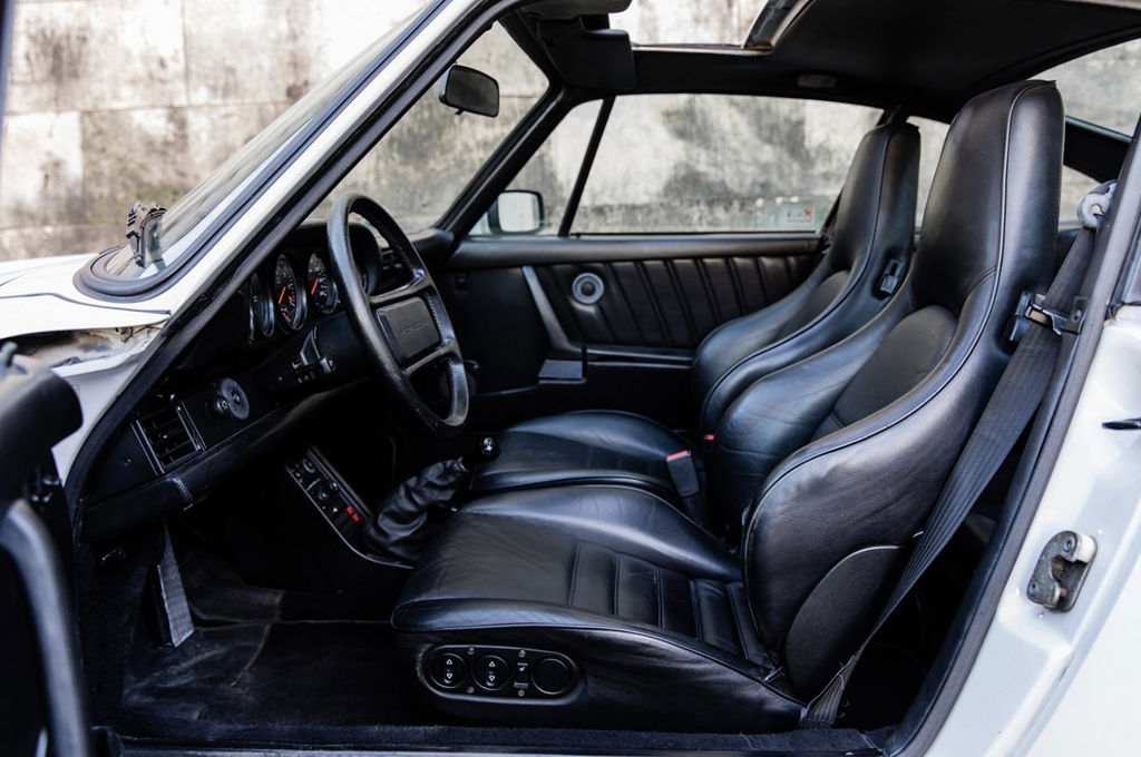 Porsche 911 Turbo 3.3