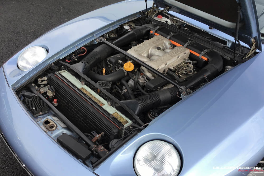 Porsche 928 S4