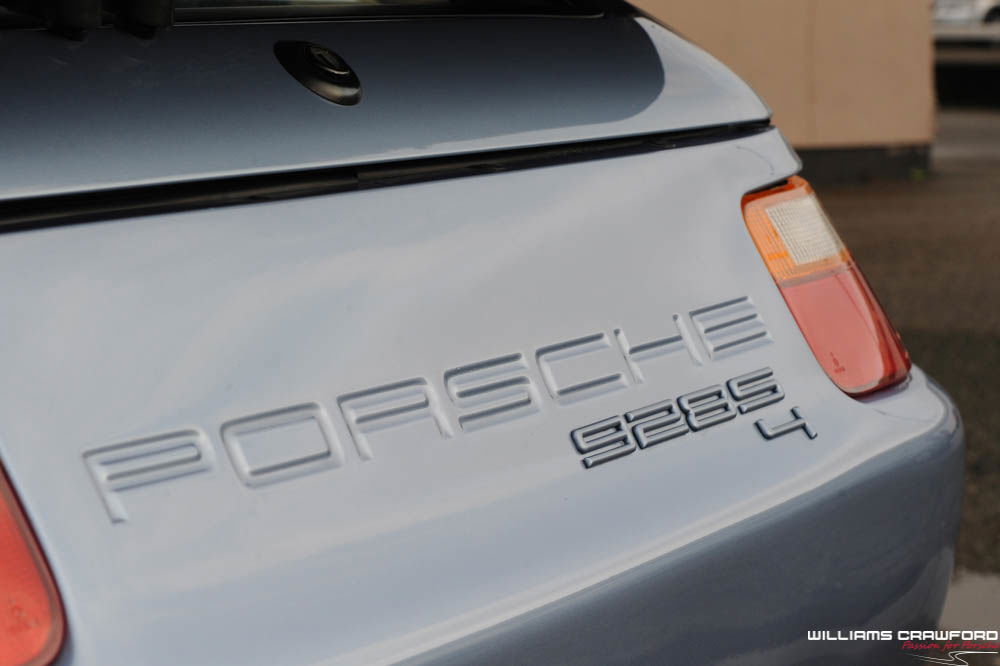 Porsche 928 S4