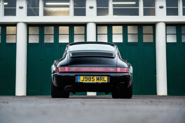 Porsche 964 Carrera 2