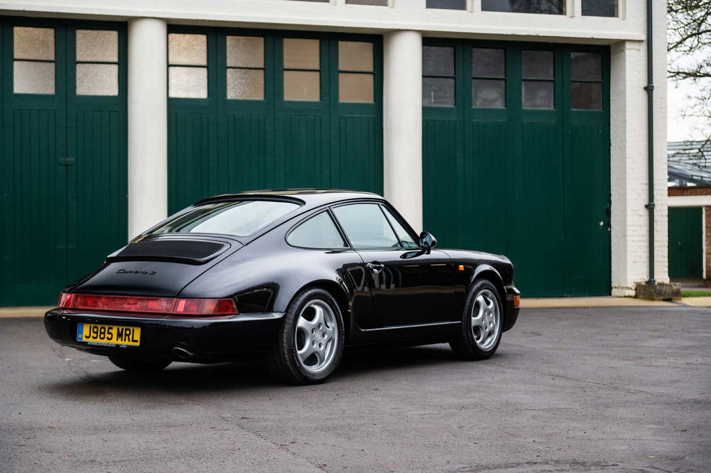 Porsche 964 Carrera 2