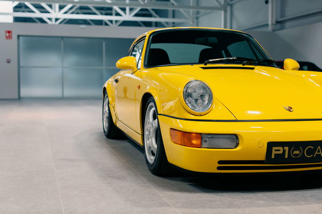 Porsche 964 Carrera RS front