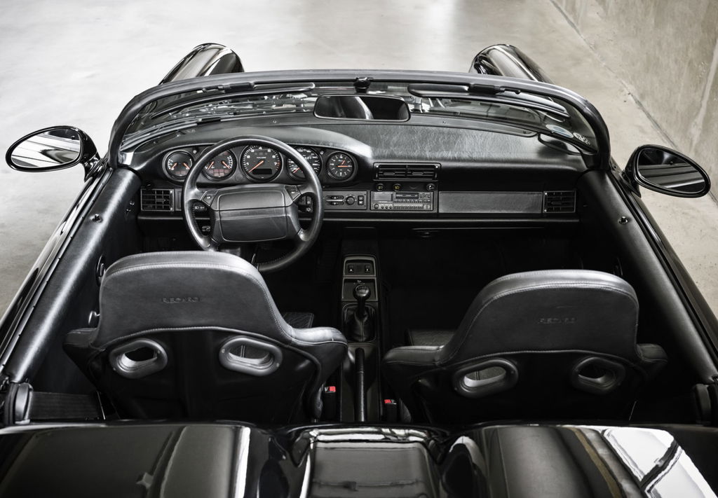 Porsche 964 Carrera 2 Speedster