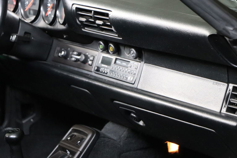 Porsche 964 Carrera 2 Speedster