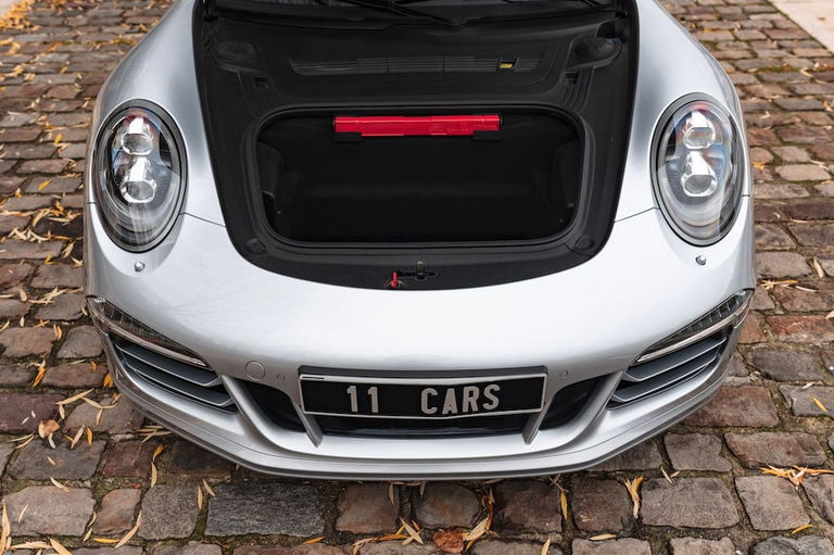 Porsche 991 Carrera GTS