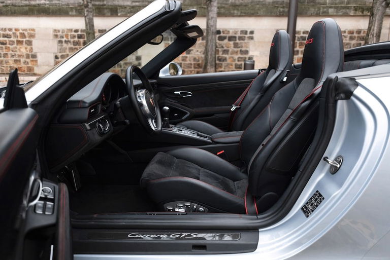 Porsche 991 Carrera GTS