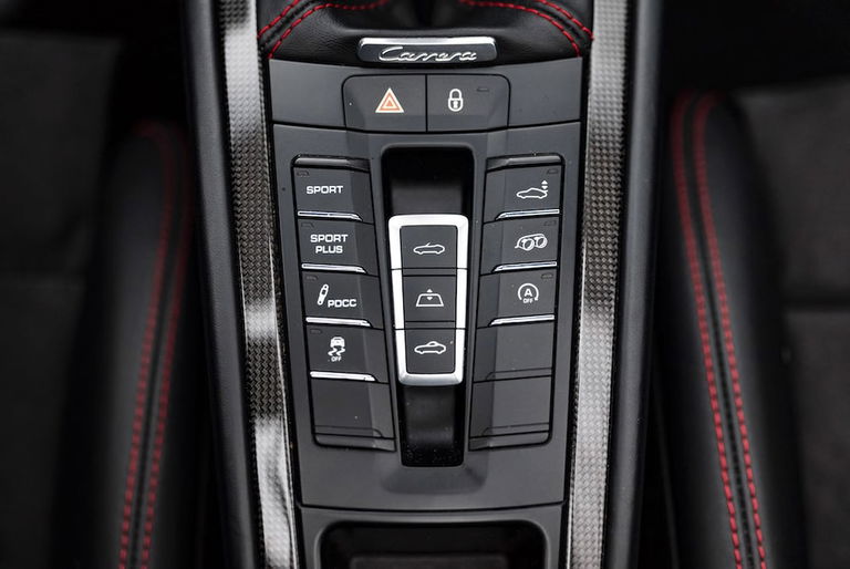 Porsche 991 Carrera GTS