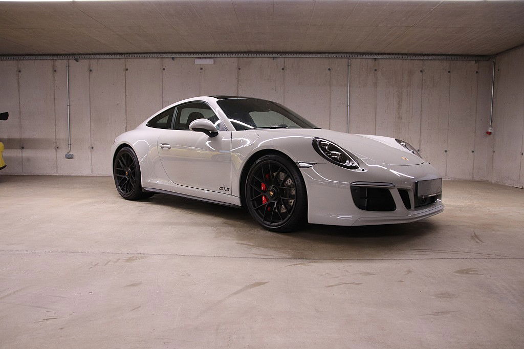 Porsche 991.2 Carrera 4 GTS