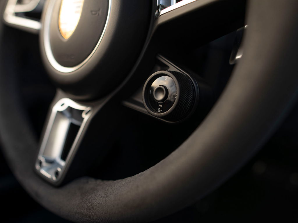 Porsche 991.2 Carrera GTS