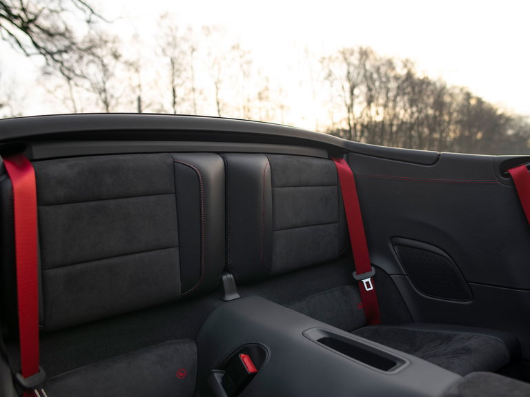 Porsche 991.2 Carrera GTS