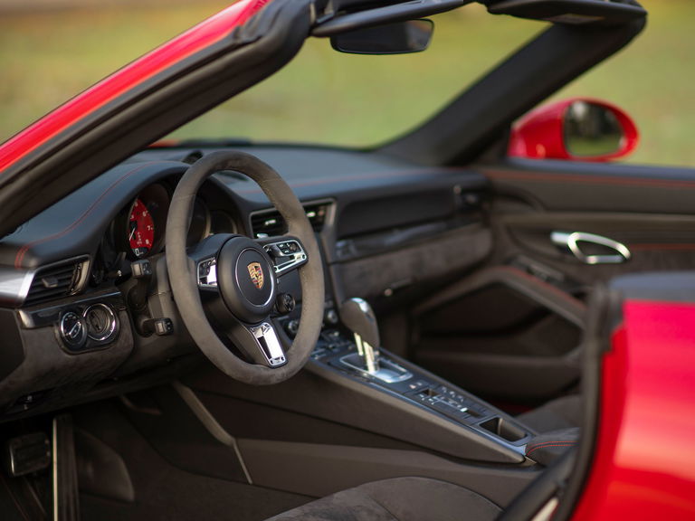 Porsche 991.2 Carrera GTS