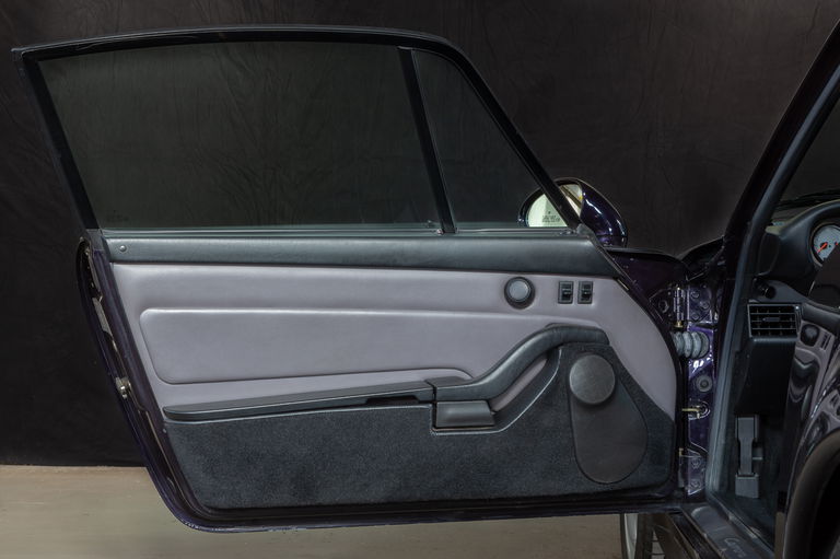 Porsche 993 Carrera 3.8