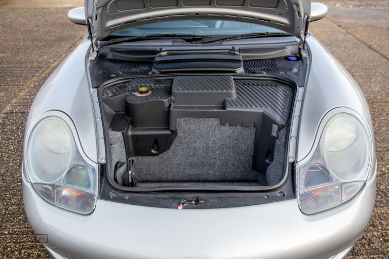 Porsche 996 Carrera 4