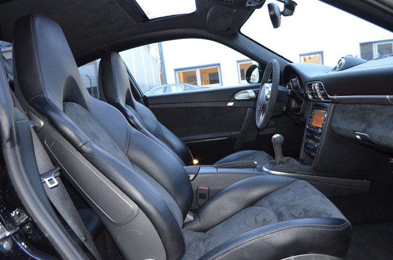 Porsche 997.2 Carrera GTS