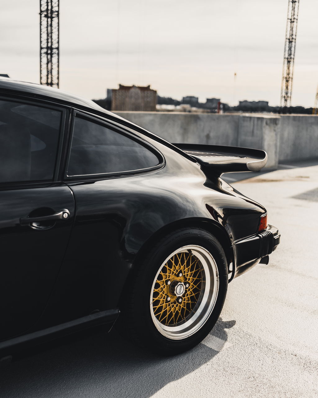 Porsche 911 Carrera 3.2 (US)