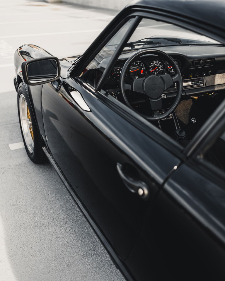 Porsche 911 Carrera 3.2 (US)