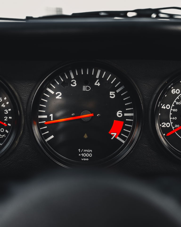 Porsche 911 Carrera 3.2 (US)