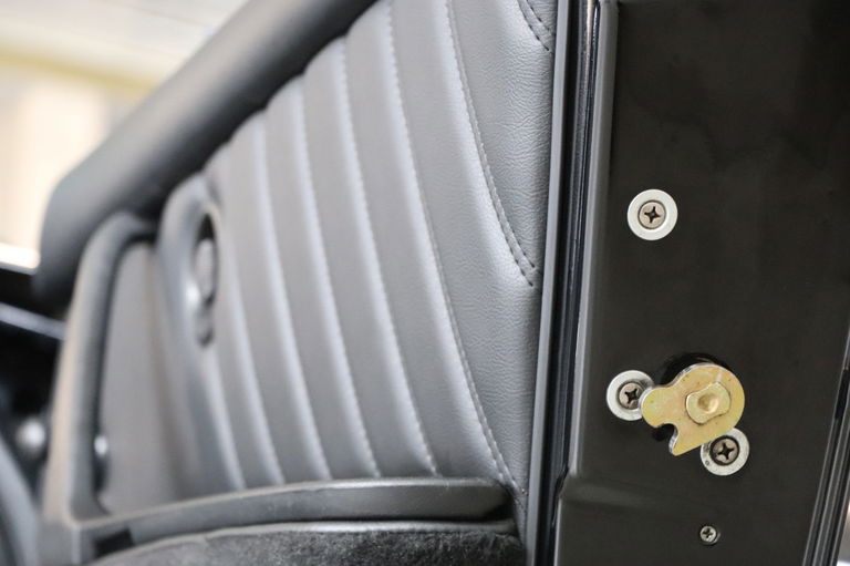 Porsche 911 Carrera 3.2 Speedster