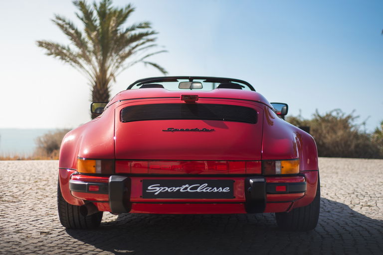 Porsche 911 Carrera 3.2 Speedster