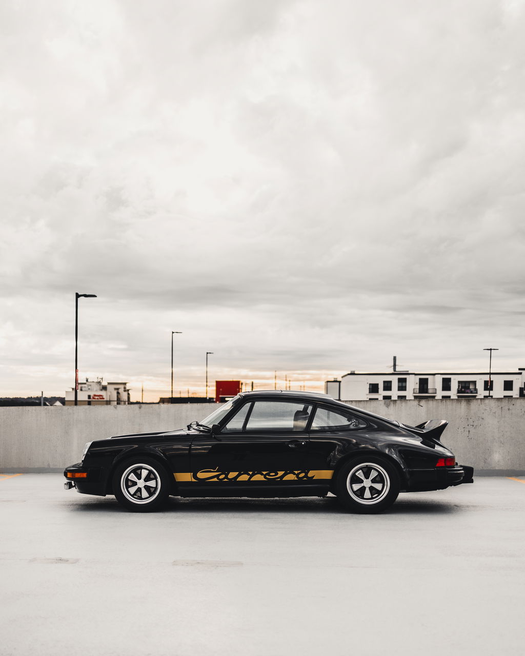 Porsche 911 Carrera (US)