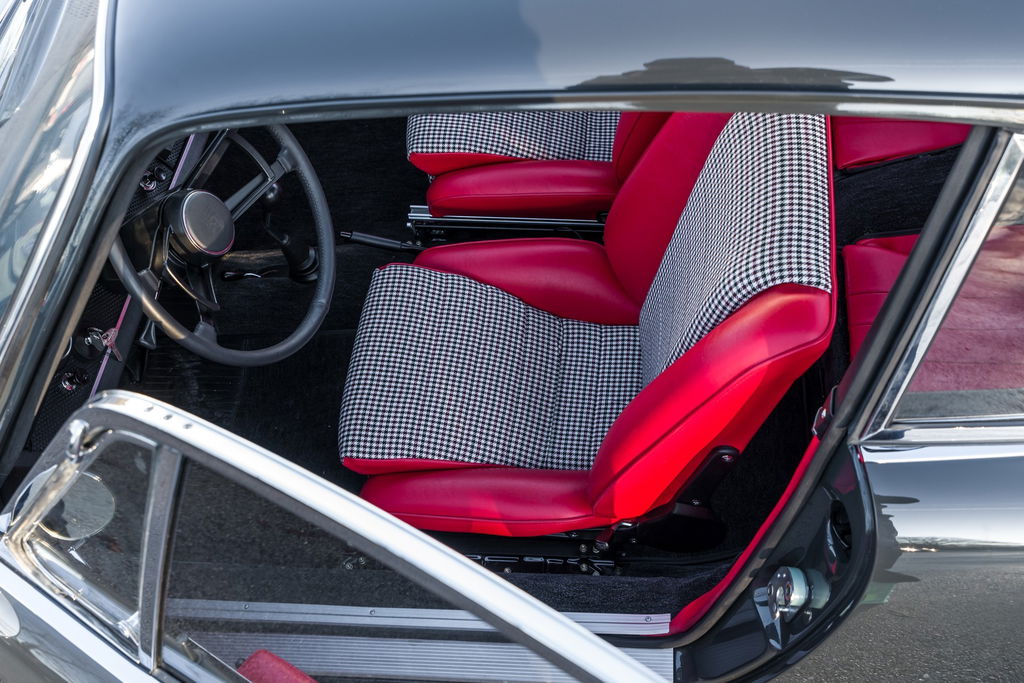 Porsche 911 S (F-Modell)