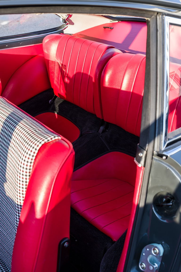 Porsche 911 S (F-Modell)