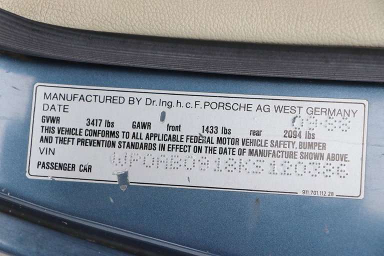 Porsche 911 Carrera 3.2 (US)