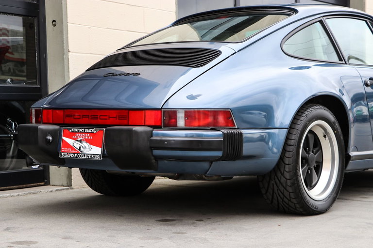 Porsche 911 Carrera 3.2 (US)