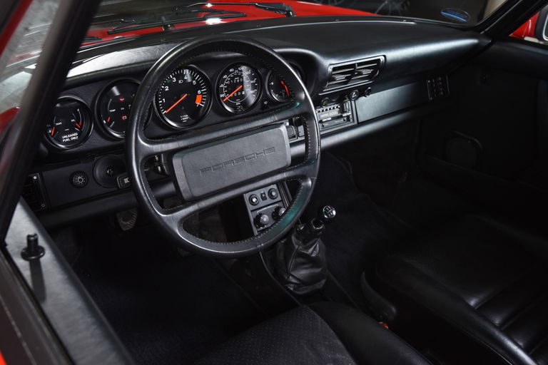 Porsche 911 Carrera 3.2 (US)