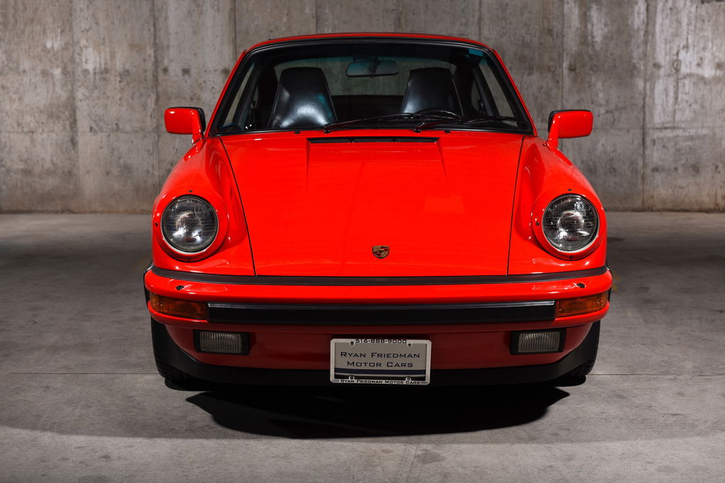 Porsche 911 Carrera 3.2 (US)
