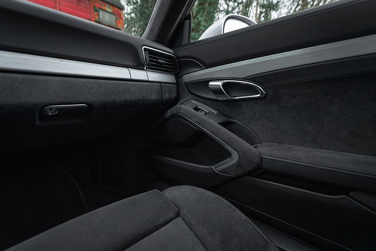 Porsche 991.2 Carrera GTS