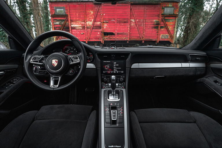 Porsche 991.2 Carrera GTS