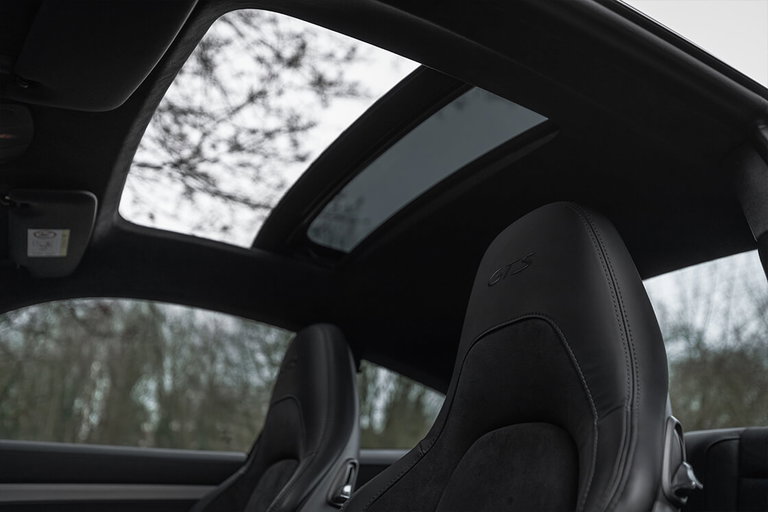 Porsche 991.2 Carrera GTS