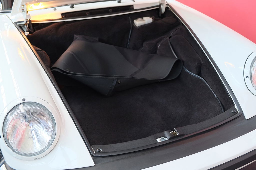 Porsche 911 Turbo 3.3 (US)