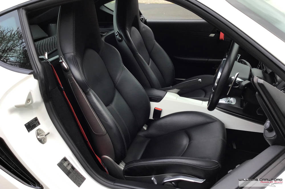 Porsche 987 Cayman R