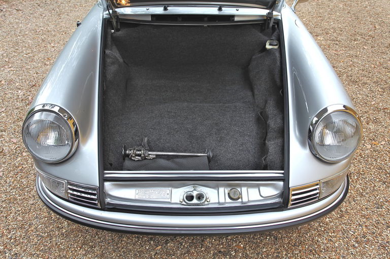 Porsche 911 S (F-Modell)