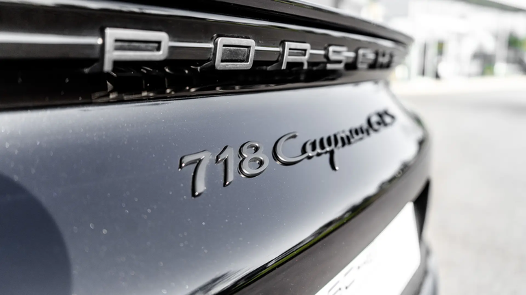 Porsche 718 Cayman GTS