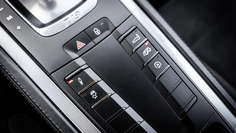 Porsche 718 Cayman GTS