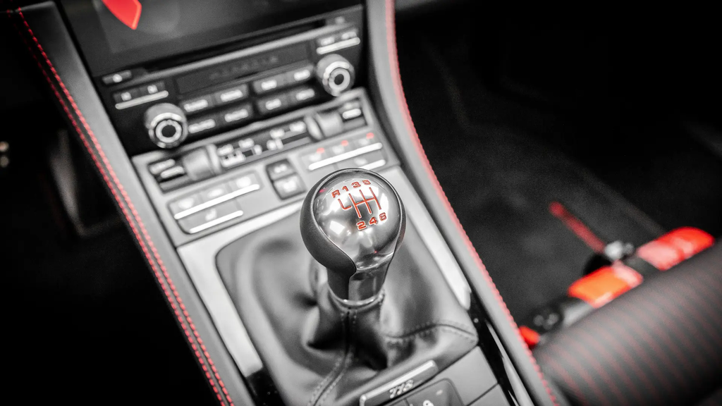 Porsche 718 Cayman T