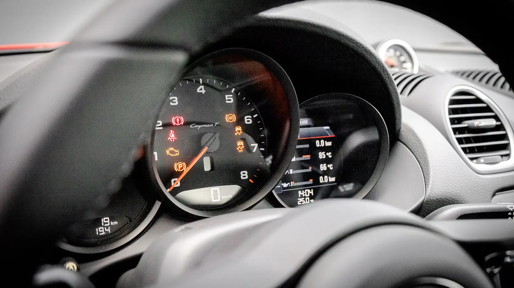 Porsche 718 Cayman T